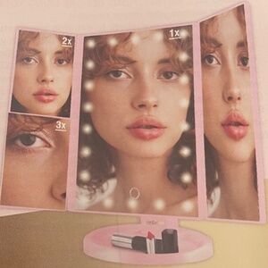Juicy Couture NWT Tri-Fold LED Light Up Vanity Mirror